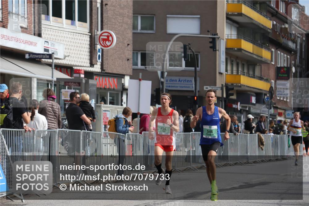 15.09.2024 - PSD Bank Halbmarathon Michael Strokosch http://msf.ph/oto/7079733 15.09.2024 11:14:58 Ziel 494, 546, 588 meine-sportfotos.de