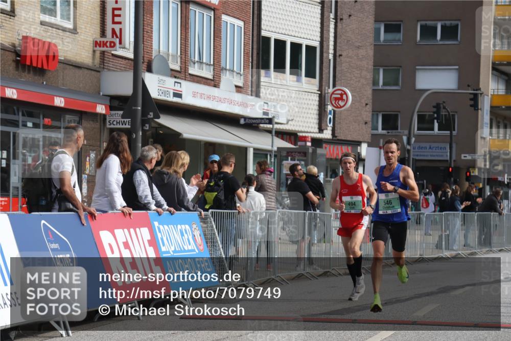 15.09.2024 - PSD Bank Halbmarathon Michael Strokosch http://msf.ph/oto/7079749 15.09.2024 11:14:59 Ziel 494, 546, 588 meine-sportfotos.de