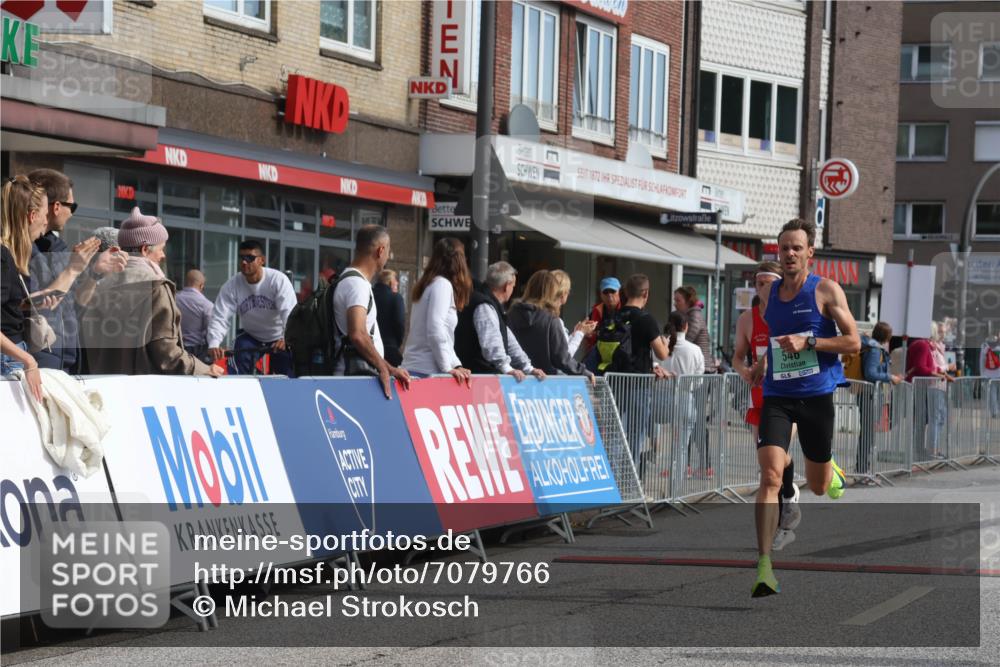 15.09.2024 - PSD Bank Halbmarathon Michael Strokosch http://msf.ph/oto/7079766 15.09.2024 11:14:59 Ziel 494, 546, 588 meine-sportfotos.de