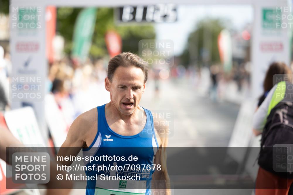 15.09.2024 - PSD Bank Halbmarathon Michael Strokosch http://msf.ph/oto/7097678 15.09.2024 11:12:18 Allgemein zum Event 1980 meine-sportfotos.de