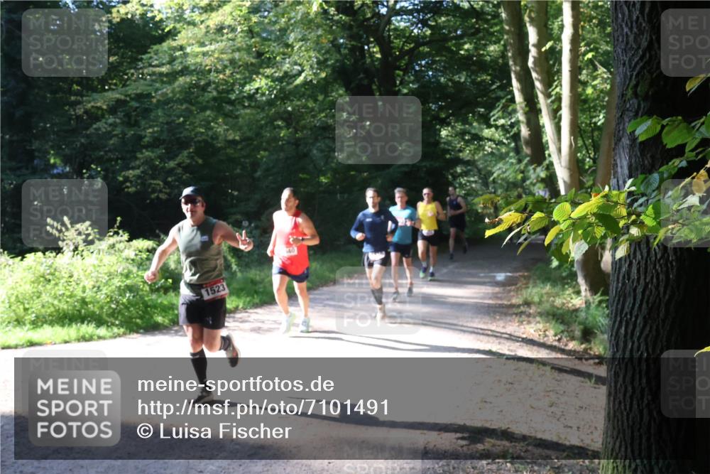 22.09.2024 - 32. Volkslauf durch das schöne Alstertal Luisa Fischer http://msf.ph/oto/7101491 22.09.2024 10:18:18 Laufen 1523, 40 meine-sportfotos.de