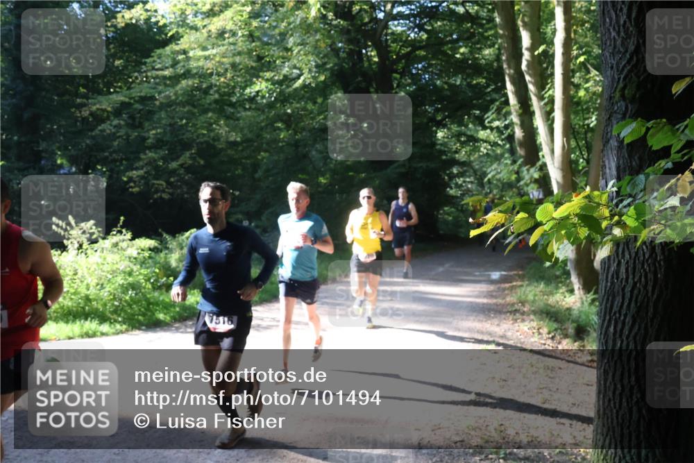 22.09.2024 - 32. Volkslauf durch das schöne Alstertal Luisa Fischer http://msf.ph/oto/7101494 22.09.2024 10:18:19 Laufen 7516 meine-sportfotos.de