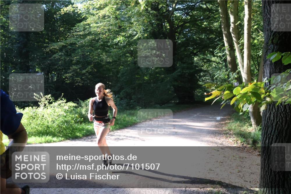 22.09.2024 - 32. Volkslauf durch das schöne Alstertal Luisa Fischer http://msf.ph/oto/7101507 22.09.2024 10:18:25 Laufen 1002 meine-sportfotos.de