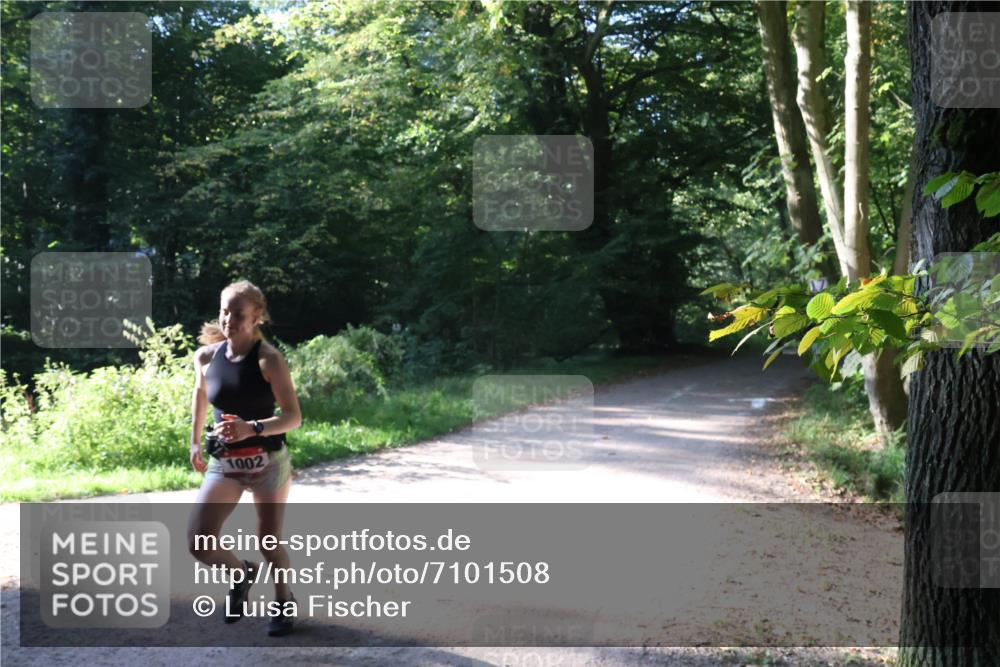 22.09.2024 - 32. Volkslauf durch das schöne Alstertal Luisa Fischer http://msf.ph/oto/7101508 22.09.2024 10:18:26 Laufen 1002 meine-sportfotos.de
