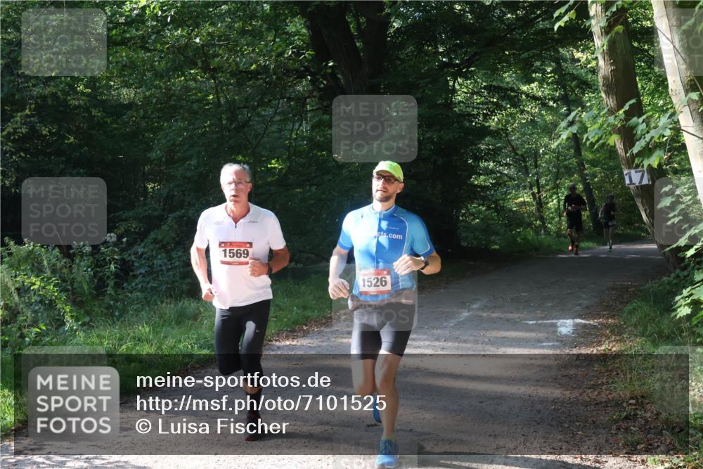 22.09.2024 - 32. Volkslauf durch das schöne Alstertal Luisa Fischer http://msf.ph/oto/7101525 22.09.2024 10:19:01 Laufen 1569, 1526, 17 meine-sportfotos.de