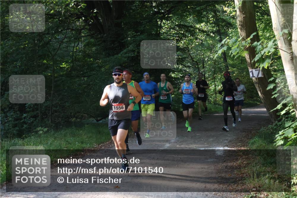 22.09.2024 - 32. Volkslauf durch das schöne Alstertal Luisa Fischer http://msf.ph/oto/7101540 22.09.2024 10:19:41 Laufen 1556, 1533, 1559, 1570, 1550, 1534, 1529 meine-sportfotos.de