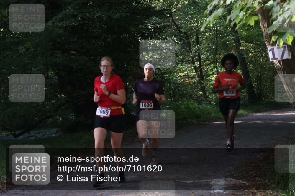 22.09.2024 - 32. Volkslauf durch das schöne Alstertal Luisa Fischer http://msf.ph/oto/7101620 22.09.2024 10:21:04 Laufen 1009, 1006, 1019, 17 meine-sportfotos.de