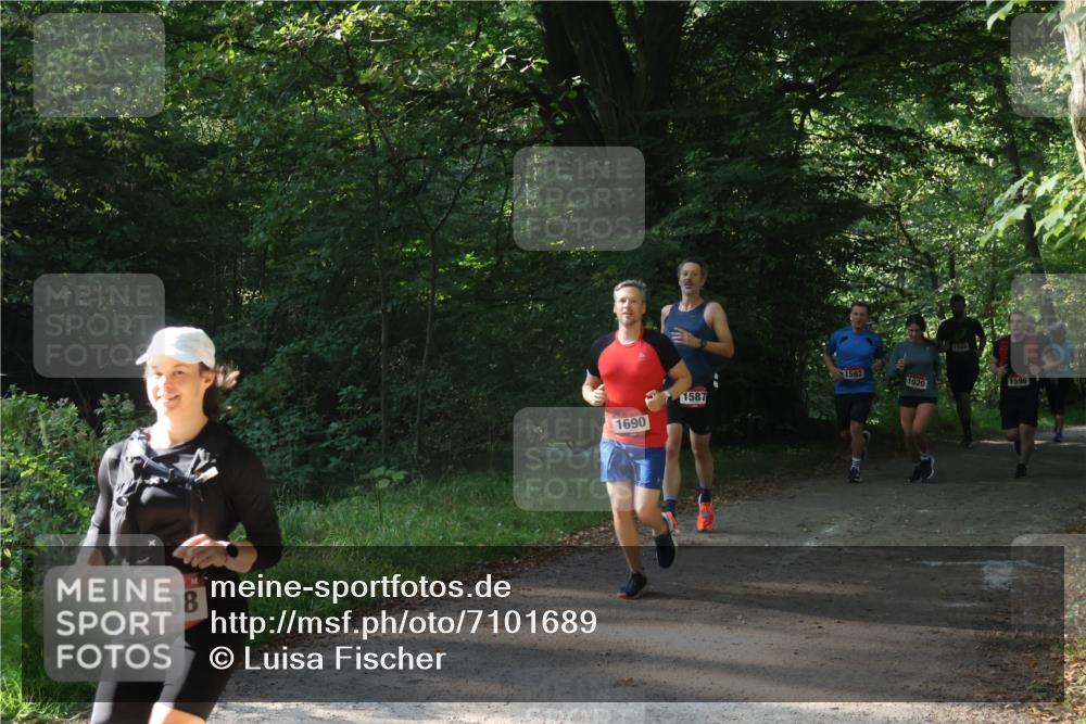 22.09.2024 - 32. Volkslauf durch das schöne Alstertal Luisa Fischer http://msf.ph/oto/7101689 22.09.2024 10:22:14 Laufen 1008, 1690, 1587, 1592, 1596, 1020 meine-sportfotos.de
