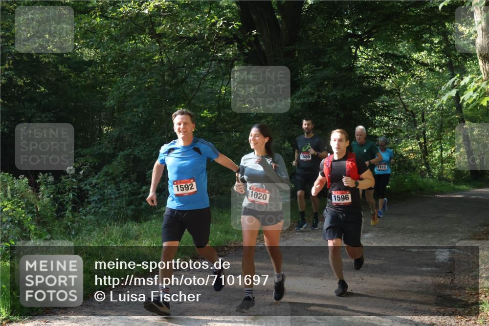 22.09.2024 - 32. Volkslauf durch das schöne Alstertal Luisa Fischer http://msf.ph/oto/7101697 22.09.2024 10:22:17 Laufen 1592, 1020, 1586, 1596, 1112 meine-sportfotos.de