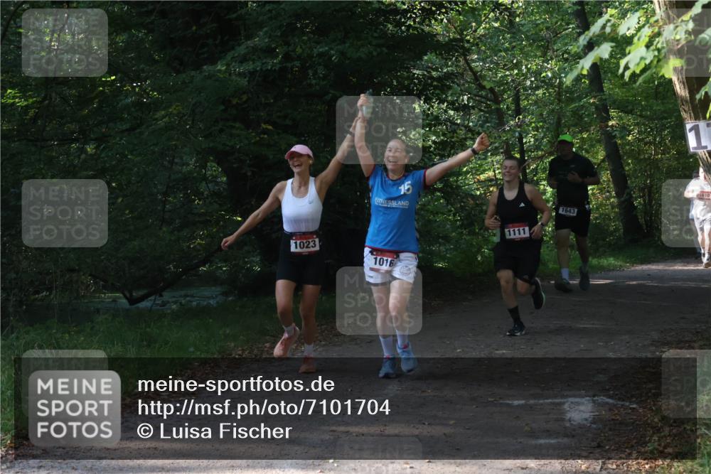 22.09.2024 - 32. Volkslauf durch das schöne Alstertal Luisa Fischer http://msf.ph/oto/7101704 22.09.2024 10:22:32 Laufen 1023, 15, 1111, 1016, 1643, 1610 meine-sportfotos.de