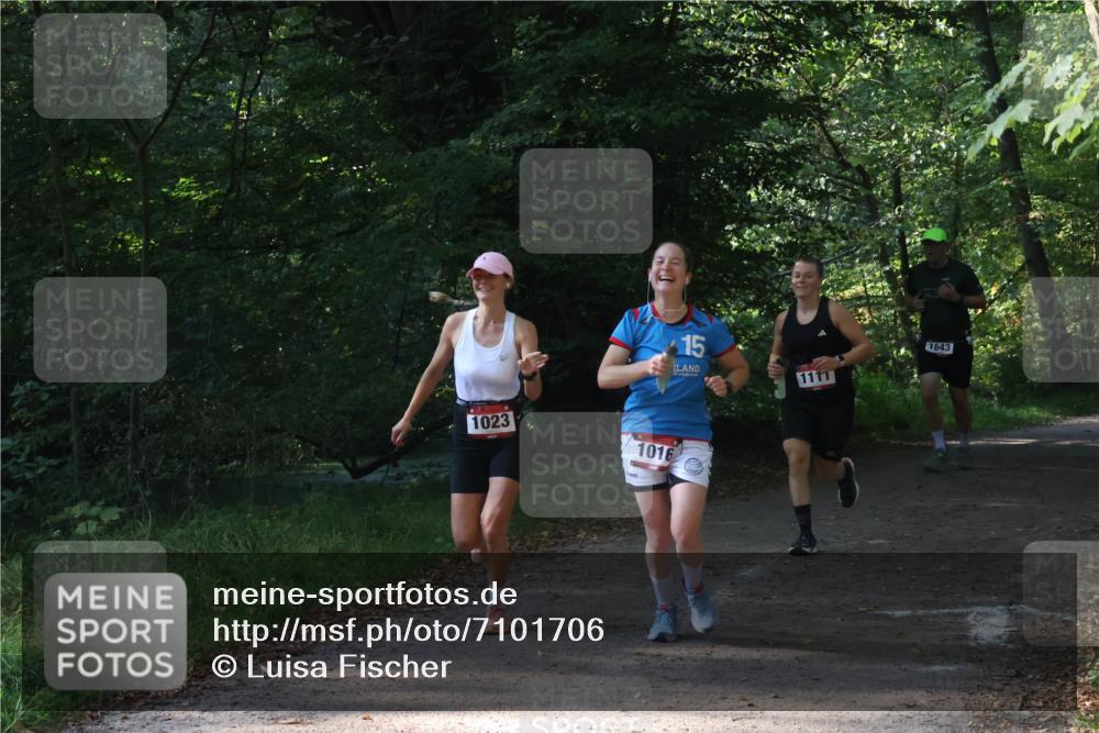 22.09.2024 - 32. Volkslauf durch das schöne Alstertal Luisa Fischer http://msf.ph/oto/7101706 22.09.2024 10:22:32 Laufen 1023, 1016, 15, 1111, 1643 meine-sportfotos.de