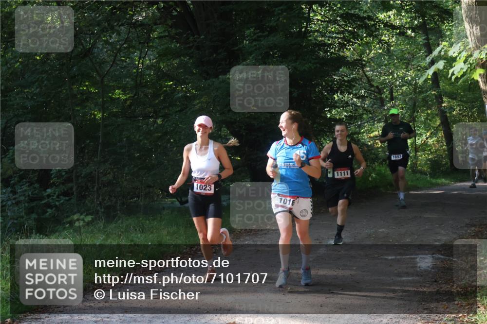 22.09.2024 - 32. Volkslauf durch das schöne Alstertal Luisa Fischer http://msf.ph/oto/7101707 22.09.2024 10:22:33 Laufen 1111, 1643, 1023, 1016 meine-sportfotos.de