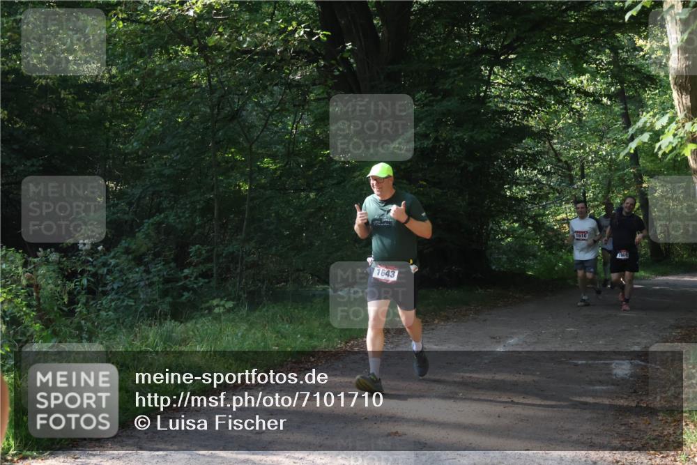 22.09.2024 - 32. Volkslauf durch das schöne Alstertal Luisa Fischer http://msf.ph/oto/7101710 22.09.2024 10:22:36 Laufen 1643, 1610, 1609 meine-sportfotos.de