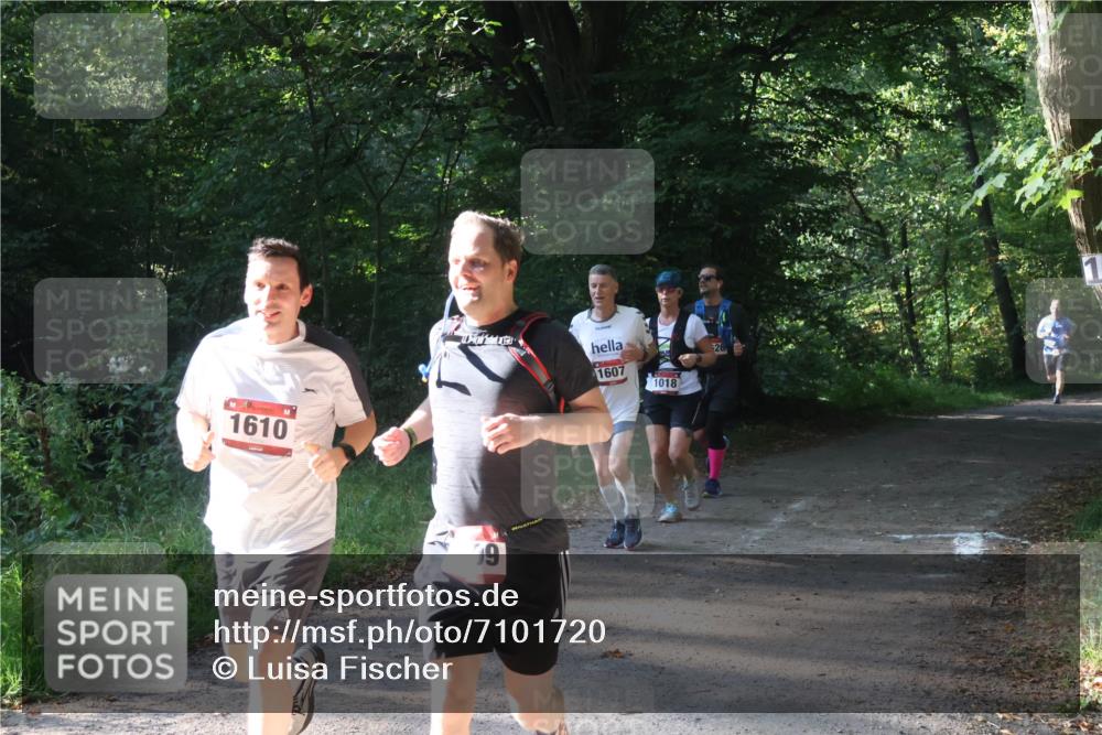 22.09.2024 - 32. Volkslauf durch das schöne Alstertal Luisa Fischer http://msf.ph/oto/7101720 22.09.2024 10:22:40 Laufen 1610, 09, 1607, 1018, 26 meine-sportfotos.de