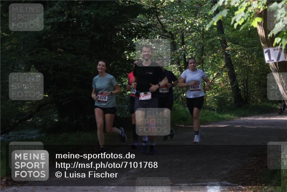 22.09.2024 - 32. Volkslauf durch das schöne Alstertal Luisa Fischer http://msf.ph/oto/7101768 22.09.2024 10:23:33 Laufen 1026, 103, 1640, 1029, 2509, 17 meine-sportfotos.de