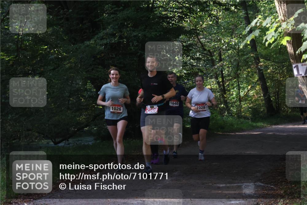 22.09.2024 - 32. Volkslauf durch das schöne Alstertal Luisa Fischer http://msf.ph/oto/7101771 22.09.2024 10:23:33 Laufen 1026, 2509, 1640, 1029, 1598 meine-sportfotos.de
