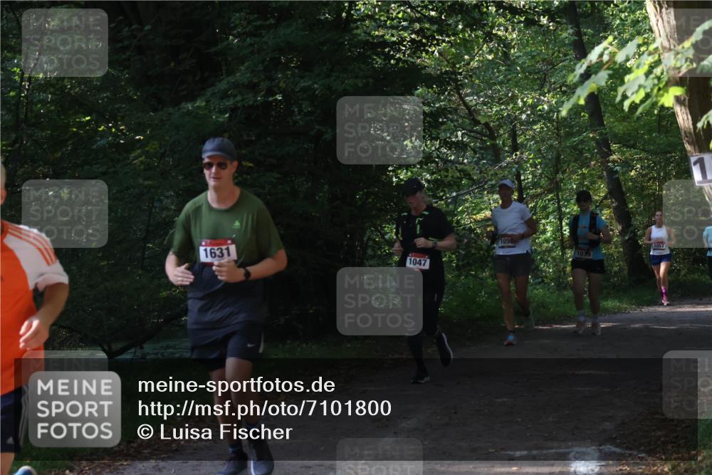22.09.2024 - 32. Volkslauf durch das schöne Alstertal Luisa Fischer http://msf.ph/oto/7101800 22.09.2024 10:23:56 Laufen 1631, 1047, 105, 1039, 1053 meine-sportfotos.de