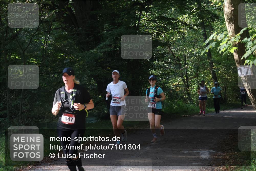 22.09.2024 - 32. Volkslauf durch das schöne Alstertal Luisa Fischer http://msf.ph/oto/7101804 22.09.2024 10:23:59 Laufen 1047, 1050, 1039, 1043 meine-sportfotos.de