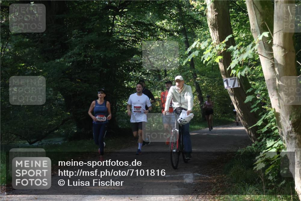 22.09.2024 - 32. Volkslauf durch das schöne Alstertal Luisa Fischer http://msf.ph/oto/7101816 22.09.2024 10:24:07 Laufen 1043, 1707 meine-sportfotos.de