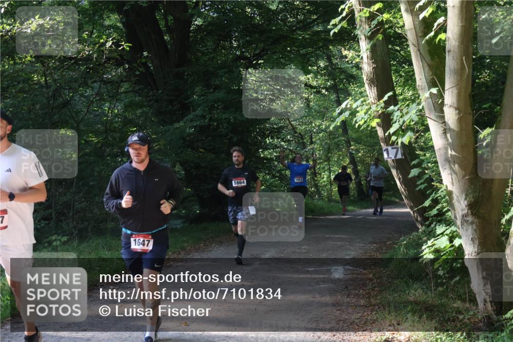 22.09.2024 - 32. Volkslauf durch das schöne Alstertal Luisa Fischer http://msf.ph/oto/7101834 22.09.2024 10:24:24 Laufen 1647, 1664, 1052, 17 meine-sportfotos.de