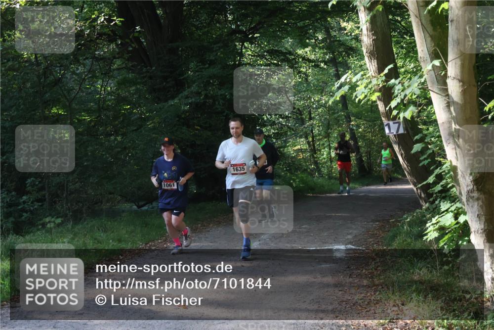 22.09.2024 - 32. Volkslauf durch das schöne Alstertal Luisa Fischer http://msf.ph/oto/7101844 22.09.2024 10:24:30 Laufen 1061, 1635, 17 meine-sportfotos.de