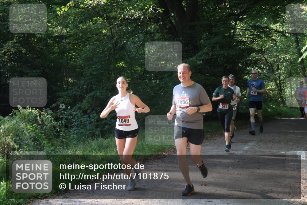 22.09.2024 - 32. Volkslauf durch das schöne Alstertal Luisa Fischer http://msf.ph/oto/7101875 22.09.2024 10:25:32 Laufen 1049, 1656, 1, 1057, 1641 meine-sportfotos.de