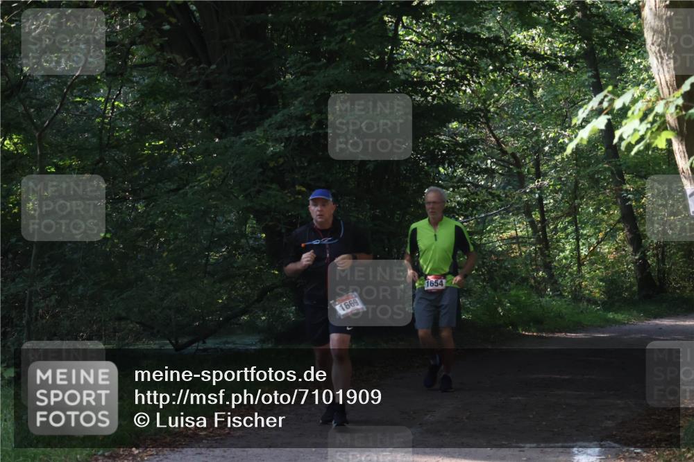 22.09.2024 - 32. Volkslauf durch das schöne Alstertal Luisa Fischer http://msf.ph/oto/7101909 22.09.2024 10:26:59 Laufen 1669, 1654 meine-sportfotos.de