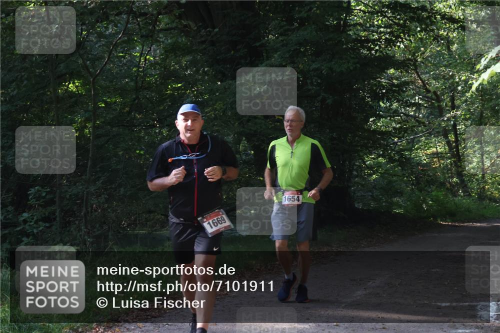 22.09.2024 - 32. Volkslauf durch das schöne Alstertal Luisa Fischer http://msf.ph/oto/7101911 22.09.2024 10:27:01 Laufen 1669, 1654 meine-sportfotos.de