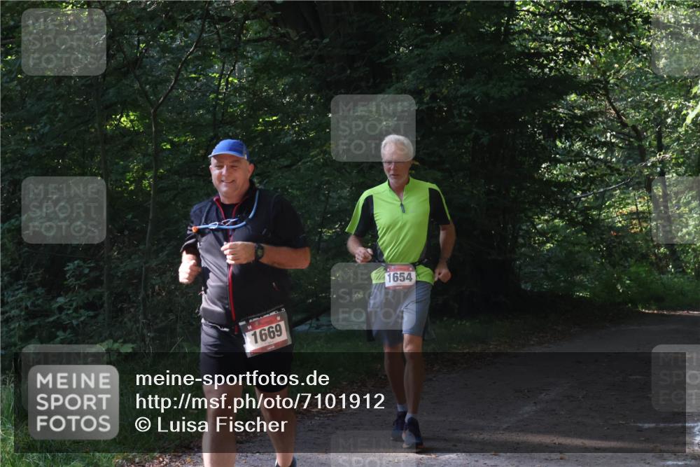22.09.2024 - 32. Volkslauf durch das schöne Alstertal Luisa Fischer http://msf.ph/oto/7101912 22.09.2024 10:27:01 Laufen 1669, 1654 meine-sportfotos.de