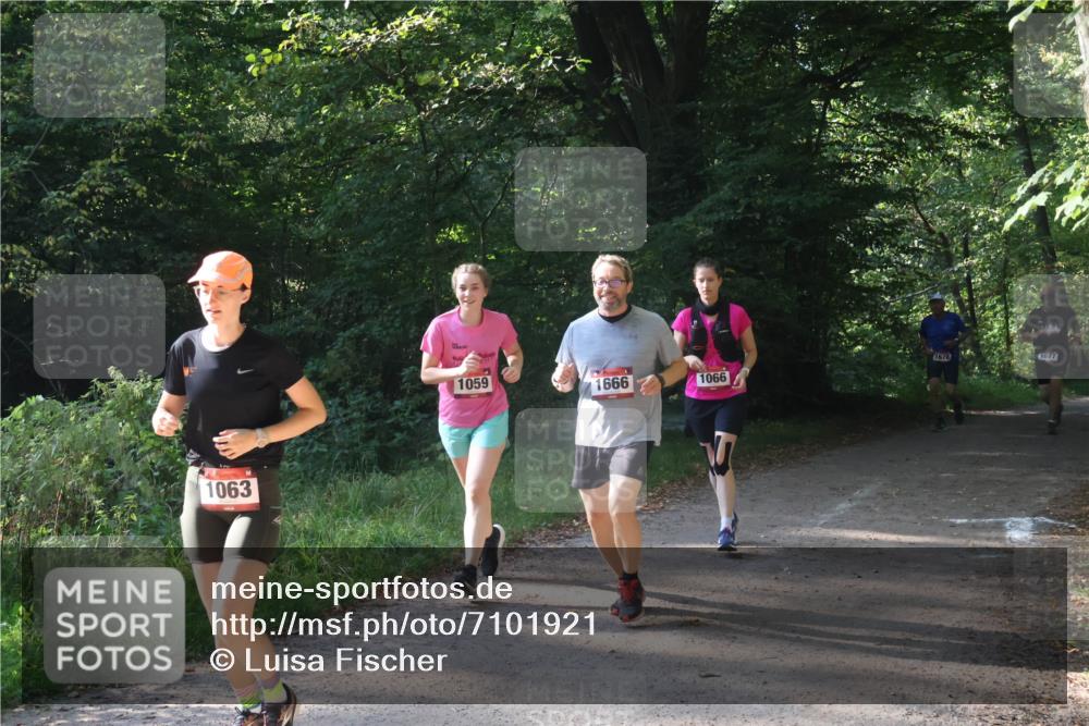 22.09.2024 - 32. Volkslauf durch das schöne Alstertal Luisa Fischer http://msf.ph/oto/7101921 22.09.2024 10:27:19 Laufen 1063, 1059, 1678, 1666, 1066, 1677 meine-sportfotos.de