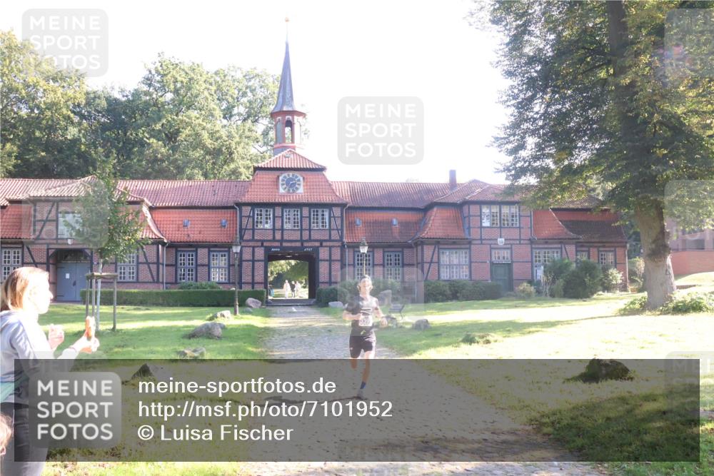 22.09.2024 - 32. Volkslauf durch das schöne Alstertal Luisa Fischer http://msf.ph/oto/7101952 22.09.2024 10:51:06 Laufen  meine-sportfotos.de