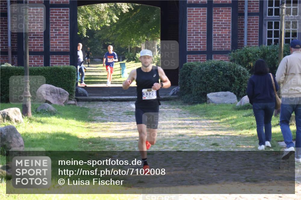 22.09.2024 - 32. Volkslauf durch das schöne Alstertal Luisa Fischer http://msf.ph/oto/7102008 22.09.2024 10:53:59 Laufen 3328 meine-sportfotos.de