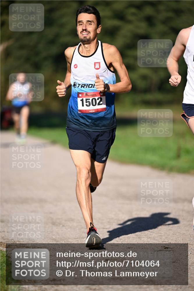 22.09.2024 - 32. Volkslauf durch das schöne Alstertal Dr. Thomas Lammeyer http://msf.ph/oto/7104064 22.09.2024 10:04:08 Laufen 1502 meine-sportfotos.de