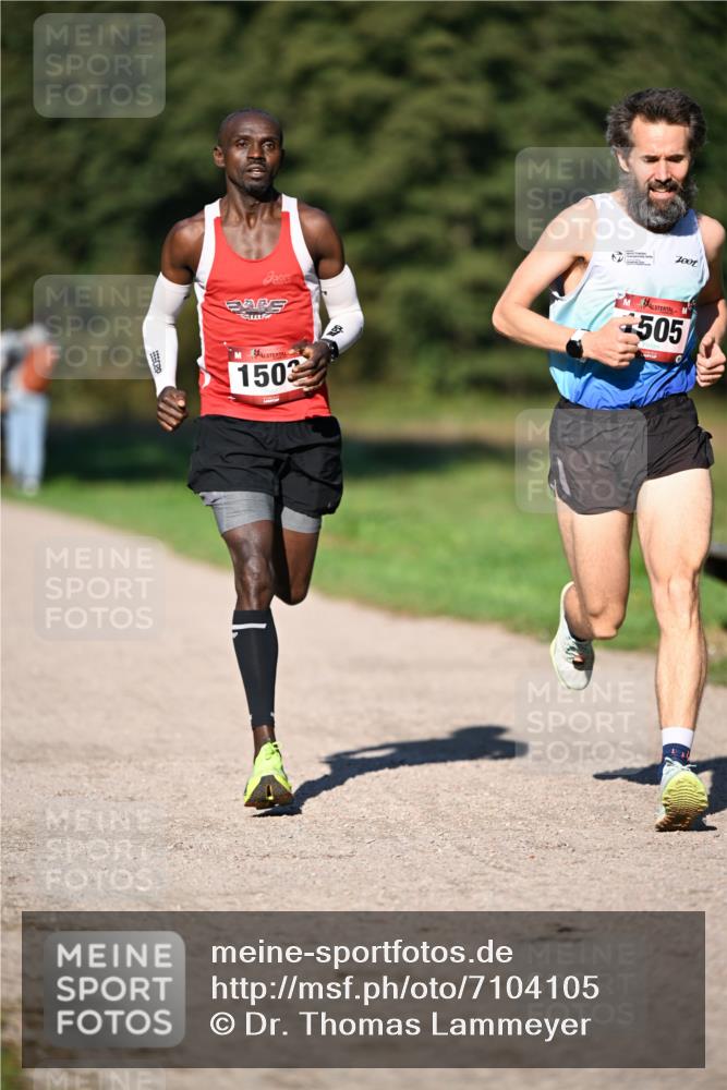 22.09.2024 - 32. Volkslauf durch das schöne Alstertal Dr. Thomas Lammeyer http://msf.ph/oto/7104105 22.09.2024 10:04:13 Laufen 7001, 505, 1503 meine-sportfotos.de