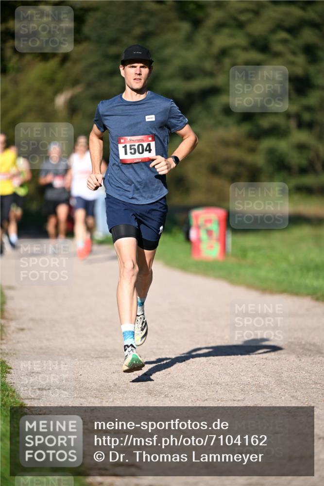 22.09.2024 - 32. Volkslauf durch das schöne Alstertal Dr. Thomas Lammeyer http://msf.ph/oto/7104162 22.09.2024 10:04:25 Laufen 1504 meine-sportfotos.de