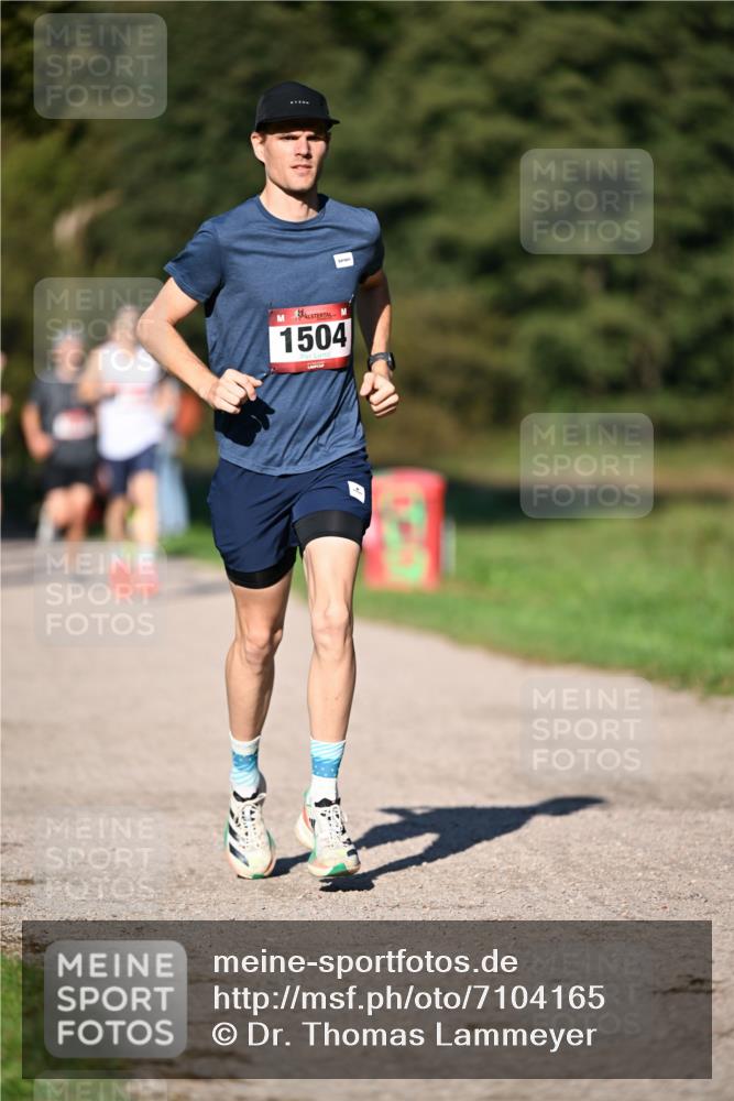 22.09.2024 - 32. Volkslauf durch das schöne Alstertal Dr. Thomas Lammeyer http://msf.ph/oto/7104165 22.09.2024 10:04:25 Laufen 1504 meine-sportfotos.de