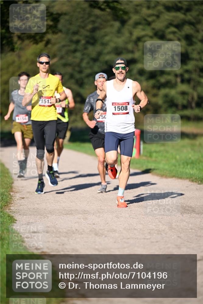 22.09.2024 - 32. Volkslauf durch das schöne Alstertal Dr. Thomas Lammeyer http://msf.ph/oto/7104196 22.09.2024 10:04:30 Laufen 4156, 1513, 50, 1508 meine-sportfotos.de