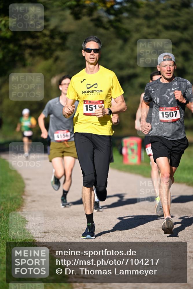 22.09.2024 - 32. Volkslauf durch das schöne Alstertal Dr. Thomas Lammeyer http://msf.ph/oto/7104217 22.09.2024 10:04:32 Laufen 4156, 151, 1507 meine-sportfotos.de