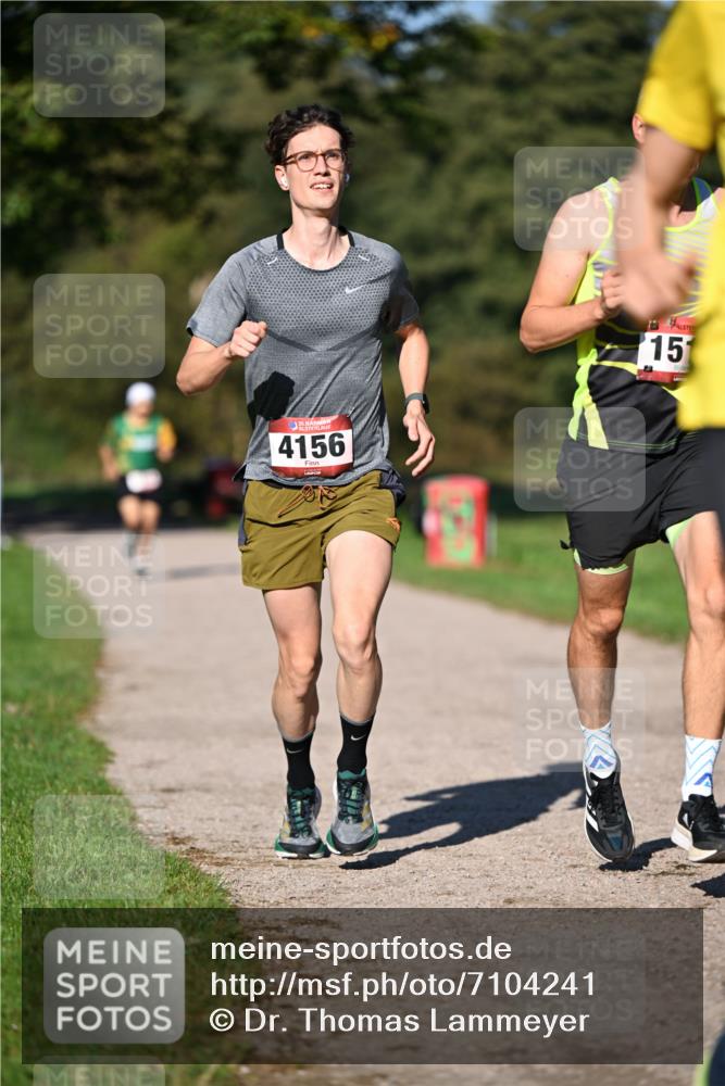 22.09.2024 - 32. Volkslauf durch das schöne Alstertal Dr. Thomas Lammeyer http://msf.ph/oto/7104241 22.09.2024 10:04:34 Laufen 4156, 15 meine-sportfotos.de
