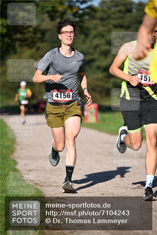 22.09.2024 - 32. Volkslauf durch das schöne Alstertal Dr. Thomas Lammeyer http://msf.ph/oto/7104243 22.09.2024 10:04:34 Laufen 135, 4156, 151 meine-sportfotos.de