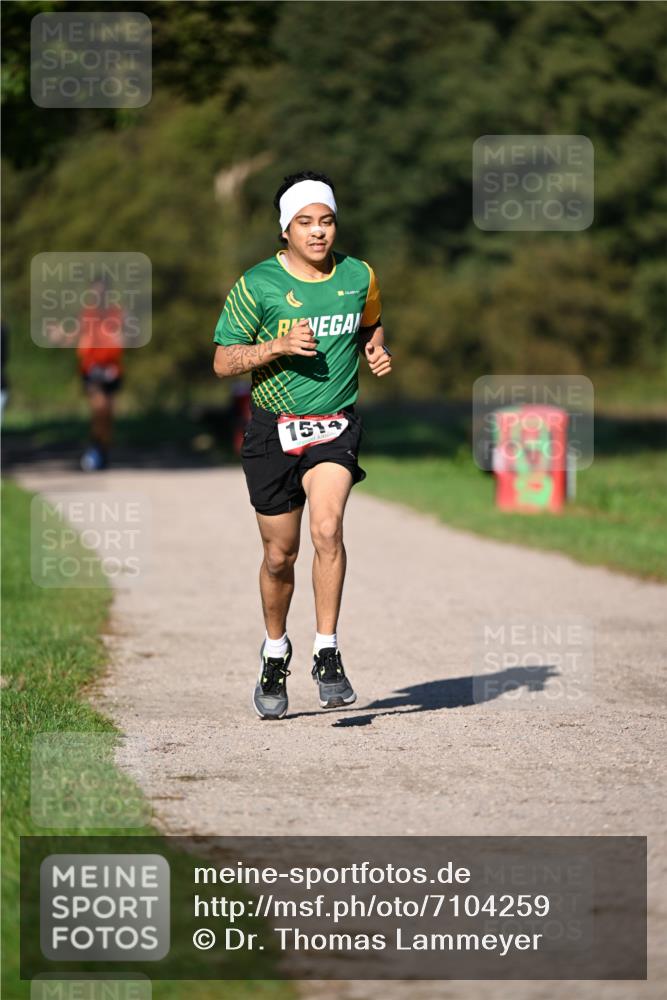 22.09.2024 - 32. Volkslauf durch das schöne Alstertal Dr. Thomas Lammeyer http://msf.ph/oto/7104259 22.09.2024 10:04:39 Laufen 1514 meine-sportfotos.de