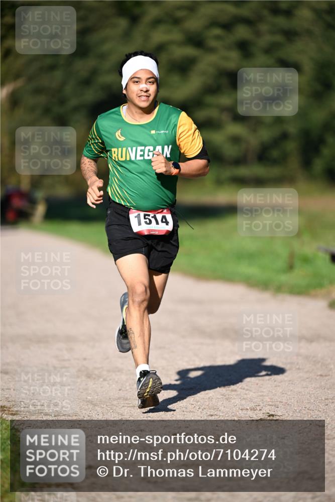 22.09.2024 - 32. Volkslauf durch das schöne Alstertal Dr. Thomas Lammeyer http://msf.ph/oto/7104274 22.09.2024 10:04:40 Laufen 1514 meine-sportfotos.de