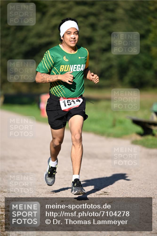 22.09.2024 - 32. Volkslauf durch das schöne Alstertal Dr. Thomas Lammeyer http://msf.ph/oto/7104278 22.09.2024 10:04:40 Laufen 1519 meine-sportfotos.de