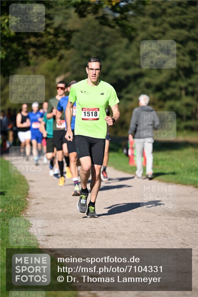 22.09.2024 - 32. Volkslauf durch das schöne Alstertal Dr. Thomas Lammeyer http://msf.ph/oto/7104331 22.09.2024 10:04:55 Laufen 1518 meine-sportfotos.de