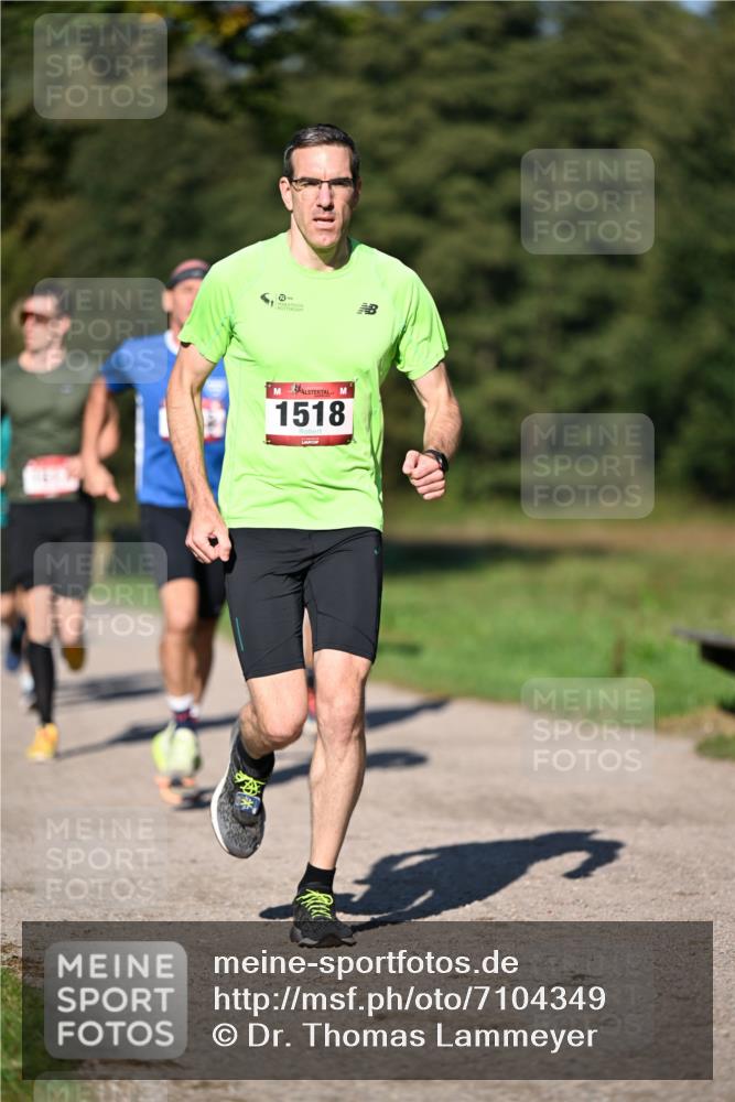 22.09.2024 - 32. Volkslauf durch das schöne Alstertal Dr. Thomas Lammeyer http://msf.ph/oto/7104349 22.09.2024 10:04:56 Laufen 1518 meine-sportfotos.de