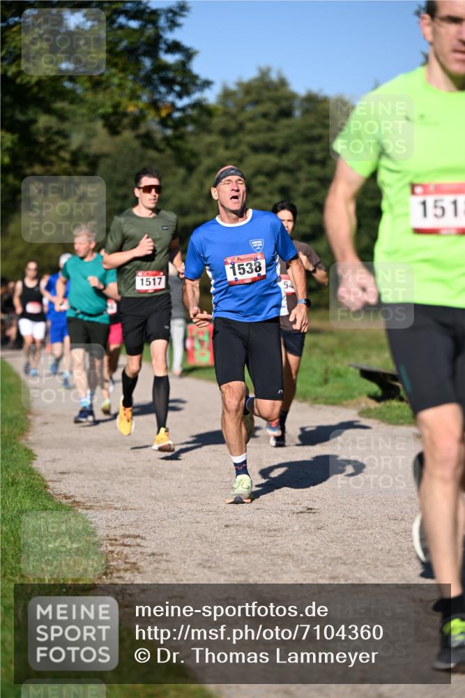 22.09.2024 - 32. Volkslauf durch das schöne Alstertal Dr. Thomas Lammeyer http://msf.ph/oto/7104360 22.09.2024 10:04:58 Laufen 1517, 1538, 54, 151 meine-sportfotos.de
