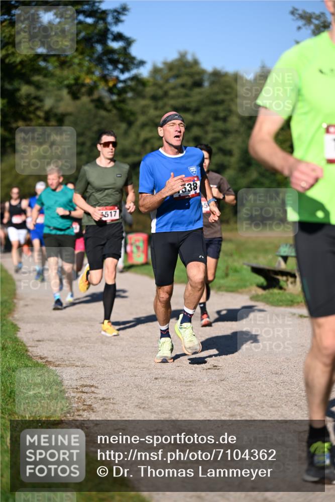22.09.2024 - 32. Volkslauf durch das schöne Alstertal Dr. Thomas Lammeyer http://msf.ph/oto/7104362 22.09.2024 10:04:58 Laufen 3517, 0, 338, 5 meine-sportfotos.de