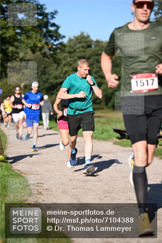 22.09.2024 - 32. Volkslauf durch das schöne Alstertal Dr. Thomas Lammeyer http://msf.ph/oto/7104388 22.09.2024 10:05:00 Laufen 1, 1517 meine-sportfotos.de