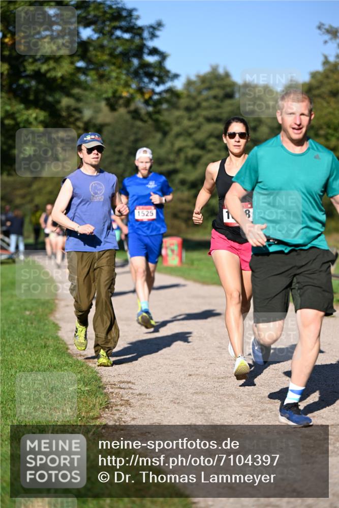 22.09.2024 - 32. Volkslauf durch das schöne Alstertal Dr. Thomas Lammeyer http://msf.ph/oto/7104397 22.09.2024 10:05:01 Laufen 1525, 18 meine-sportfotos.de