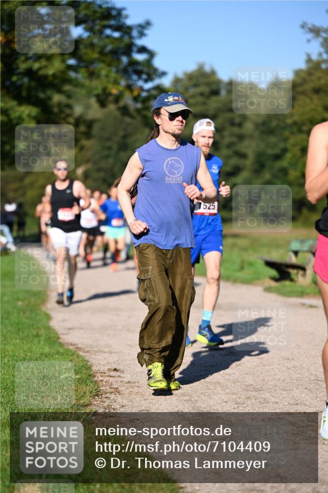 22.09.2024 - 32. Volkslauf durch das schöne Alstertal Dr. Thomas Lammeyer http://msf.ph/oto/7104409 22.09.2024 10:05:02 Laufen 1525 meine-sportfotos.de